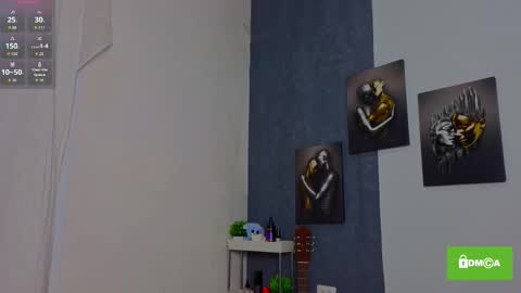 Snapshot of viper_rr chatting on 09.28.25 viper_rr online show from 09.28.25