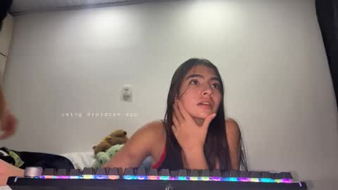 Snapshot of vipx2 chatting on 10.14.25 vipx2 online show from 10.14.25