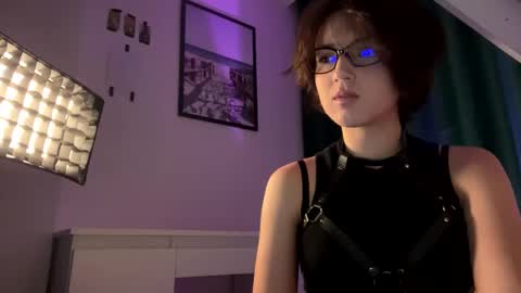 Snapshot of vireiax chatting on 02.18.26 Vireia online show from 02.18.26