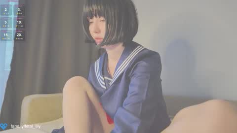  Lily  online show from 10.30.25