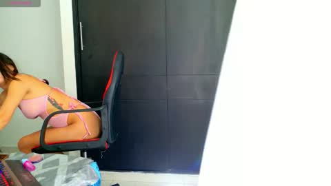 your virtual girlfriend online show from 10.11.25