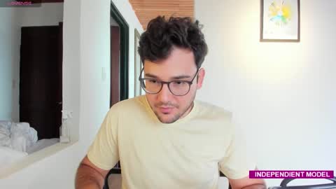 Vito Ferrer online show from 09.20.25