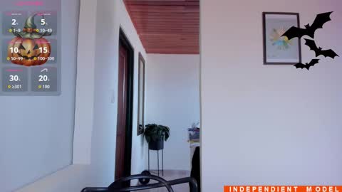 Vito Ferrer online show from 11.01.25