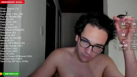 Snapshot of vito_ferrero chatting on 05.16.26 Vito Ferrer online show from 05.16.26