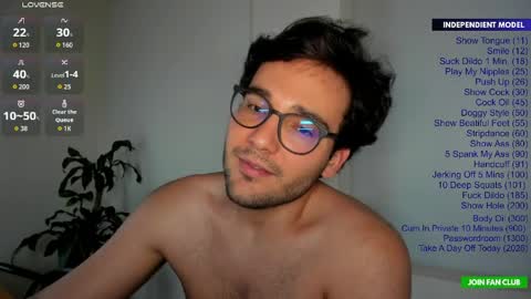 Snapshot of vito_ferrero chatting on 05.21.26 Vito Ferrer online show from 05.21.26