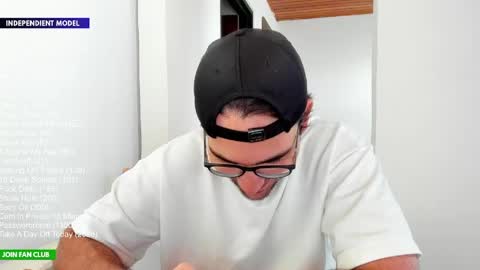 Snapshot of vito_ferrero chatting on 06.03.26 Vito Ferrer online show from 06.03.26