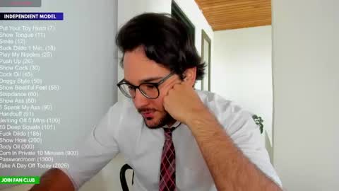 Snapshot of vito_ferrero chatting on 06.18.26 Vito Ferrer online show from 06.18.26