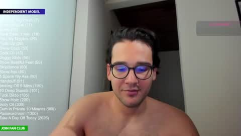 Snapshot of vito_ferrero chatting on 06.19.26 Vito Ferrer online show from 06.19.26
