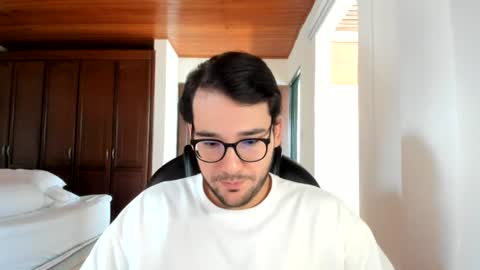 Snapshot of vito_ferrero chatting on 07.31.26 Vito Ferrer online show from 07.31.26