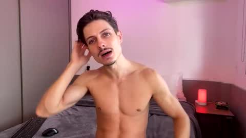 vitoraugustoxxx online show from 10.19.25