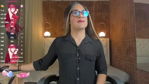 VittaaaPlease help me with your thumbs up its important  online show from 12.16.24