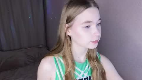 Snapshot of vitterrick chatting on 11.03.25 vitterrick online show from 11.03.25