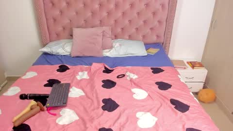 Snapshot of vivi_cooper chatting on 01.29.25 vivi cooper online show from 01.29.25