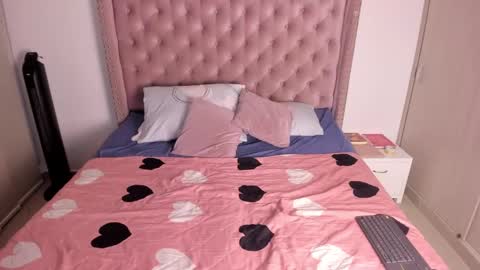 Snapshot of vivi_cooper chatting on 03.01.25 vivi cooper online show from 03.01.25