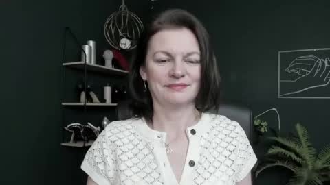 Vivian online show from 04.29.26