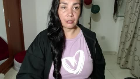 vivian_milf_paint online show from 09.11.25