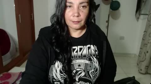 vivian_milf_paint online show from 09.27.25