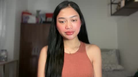 Vivian online show from 04.21.26