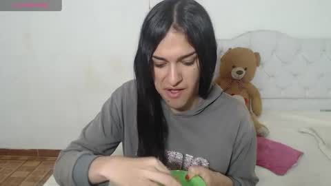 Snapshot of vivianalatin chatting on 08.03.26 instagram Viviana73215 online show from 08.03.26
