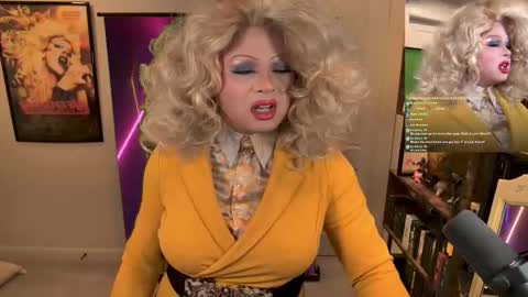 Snapshot of vivianfrost chatting on 01.18.26 VivianFrosty online show from 01.18.26