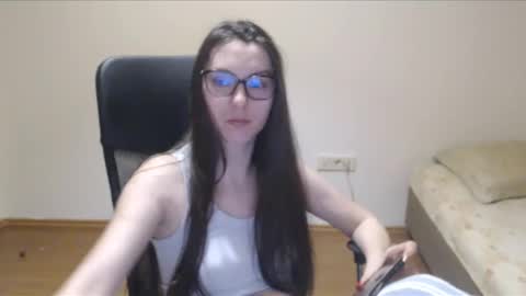 Snapshot of vivianngray chatting on 02.13.25 Vivian Gray online show from 02.13.25