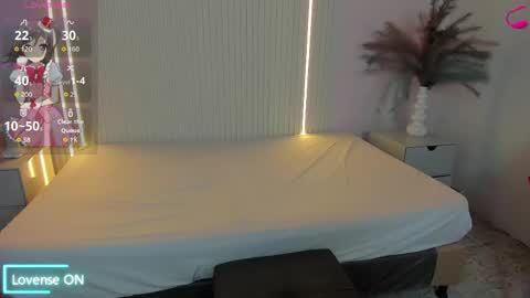 vivianowen9 online show from 04.23.26