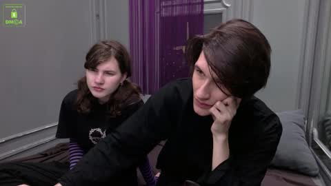 Snapshot of viviarangendy chatting on 09.22.25 VIVIARAGENDY online show from 09.22.25