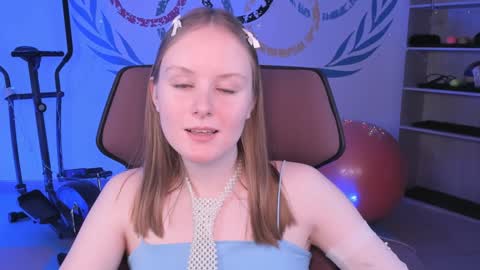 Vivien online show from 12.19.24