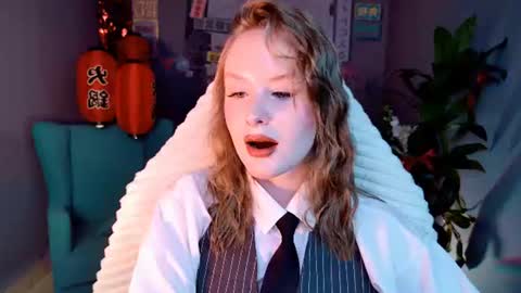 Vivien online show from 06.24.26