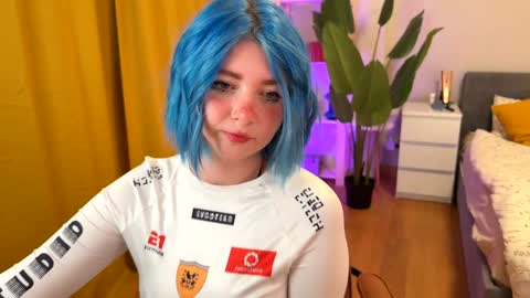 Snapshot of vixenp chatting on 12.02.24 Polly Online mostly at 9pm-2am UK Time online show from 12.02.24