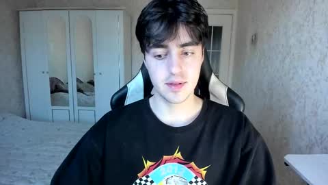 Snapshot of vlad1605 chatting on 11.03.25 Martin online show from 11.03.25