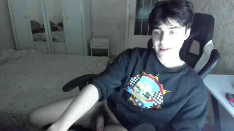 Snapshot of vlad1605 chatting on 11.03.25 Martin online show from 11.03.25