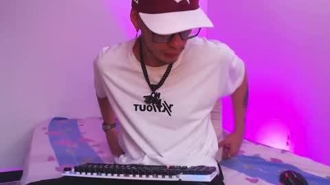 Snapshot of vlad__night chatting on 02.10.26 Vlad online show from 02.10.26