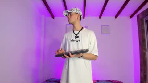 Snapshot of vlad__night chatting on 03.07.26 Vlad online show from 03.07.26