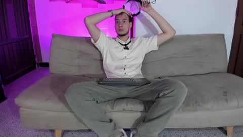 Snapshot of vlad__night chatting on 03.21.26 Vlad online show from 03.21.26