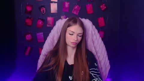 Snapshot of vladaseduction chatting on 03.10.26 Vlada online show from 03.10.26