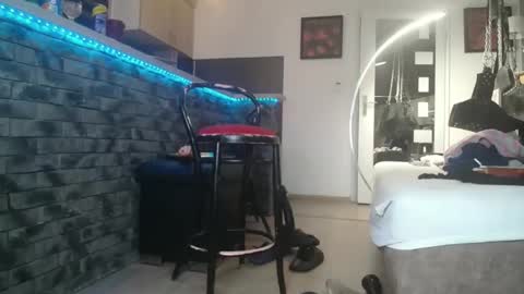 Snapshot of vladika021 chatting on 10.04.25 vladika021 online show from 10.04.25