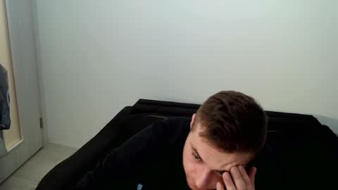 Snapshot of vlamen007 chatting on 02.14.26 vlamen007 online show from 02.14.26