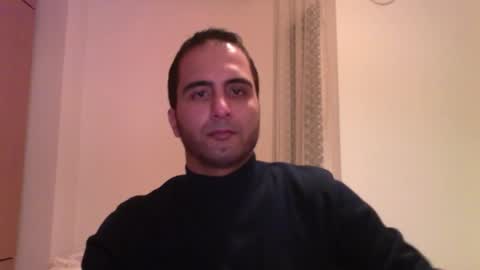 Snapshot of volve5 chatting on 01.05.25 volve5 online show from 01.05.25