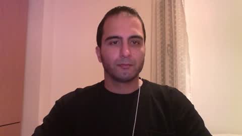 Snapshot of volve5 chatting on 01.08.25 volve5 online show from 01.08.25