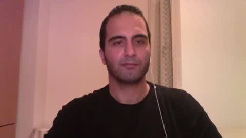 Snapshot of volve5 chatting on 02.02.25 volve5 online show from 02.02.25