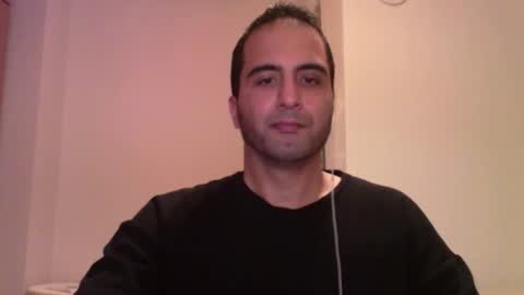 Snapshot of volve5 chatting on 03.10.25 volve5 online show from 03.10.25