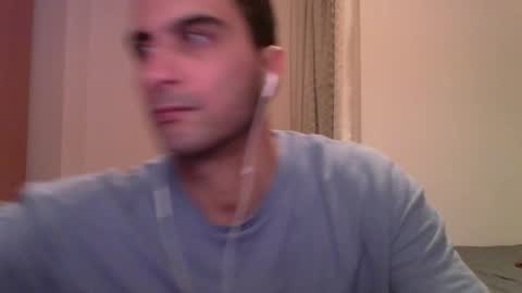 Snapshot of volve5 chatting on 12.14.25 volve5 online show from 12.14.25