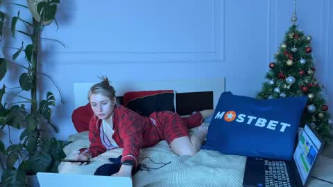 Snapshot of vorvik chatting on 01.06.25 vorvik online show from 01.06.25