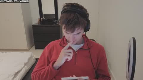 Snapshot of vouvoucouple chatting on 03.09.25 Tim online show from 03.09.25