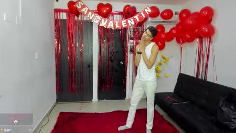 Snapshot of voyeurism_guys chatting on 02.14.26 voyeurism_guys online show from 02.14.26