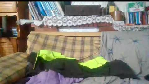 Snapshot of vuda77 chatting on 01.24.25 oscar online show from 01.24.25