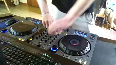 VybzKartel online show from 04.04.26