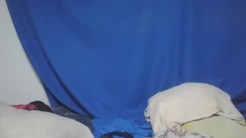 Snapshot of vygrax chatting on 12.21.24 Vygrax online show from 12.21.24