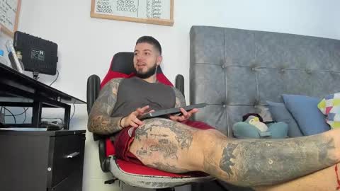 vyxen_ online show from 03.20.26